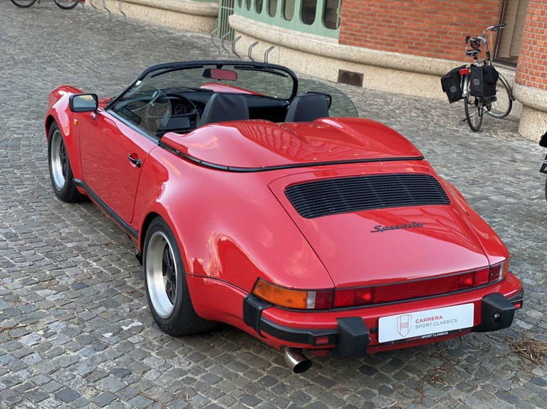 Porsche 911 Carrera 3.2 Speedster