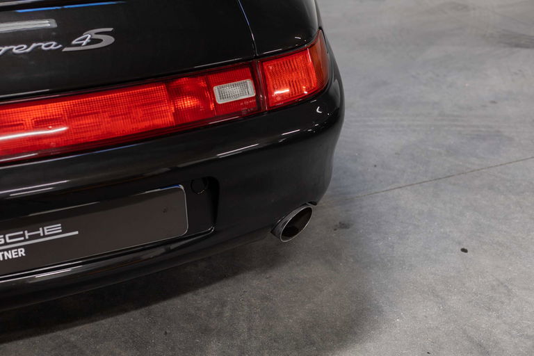 Porsche 993 Carrera 4S