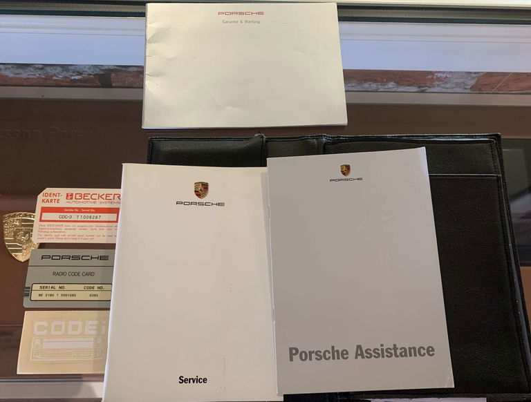 Porsche 993 Carrera 4S