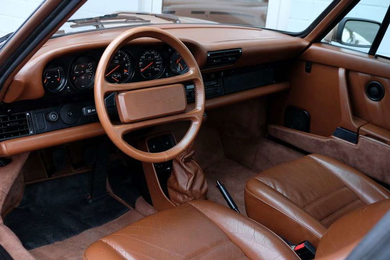 Porsche 911 Turbo 3.3