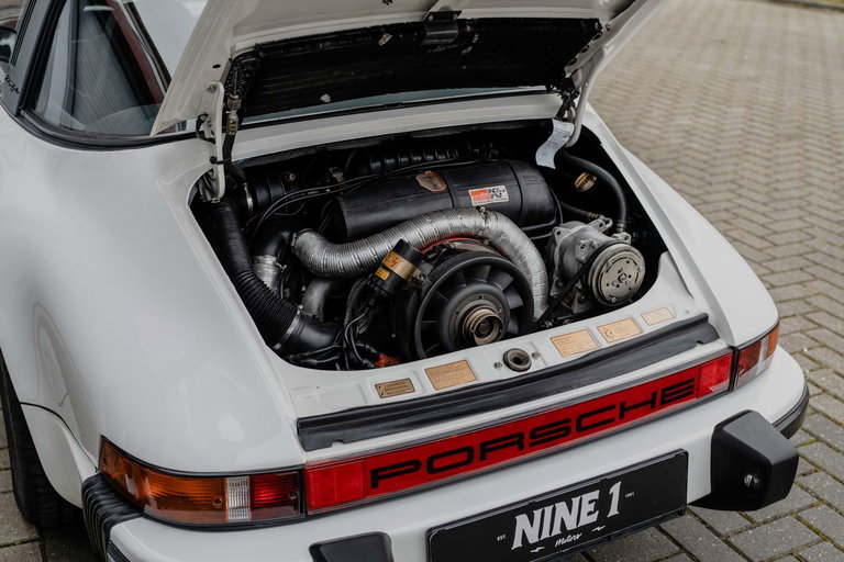 Porsche 911 SC