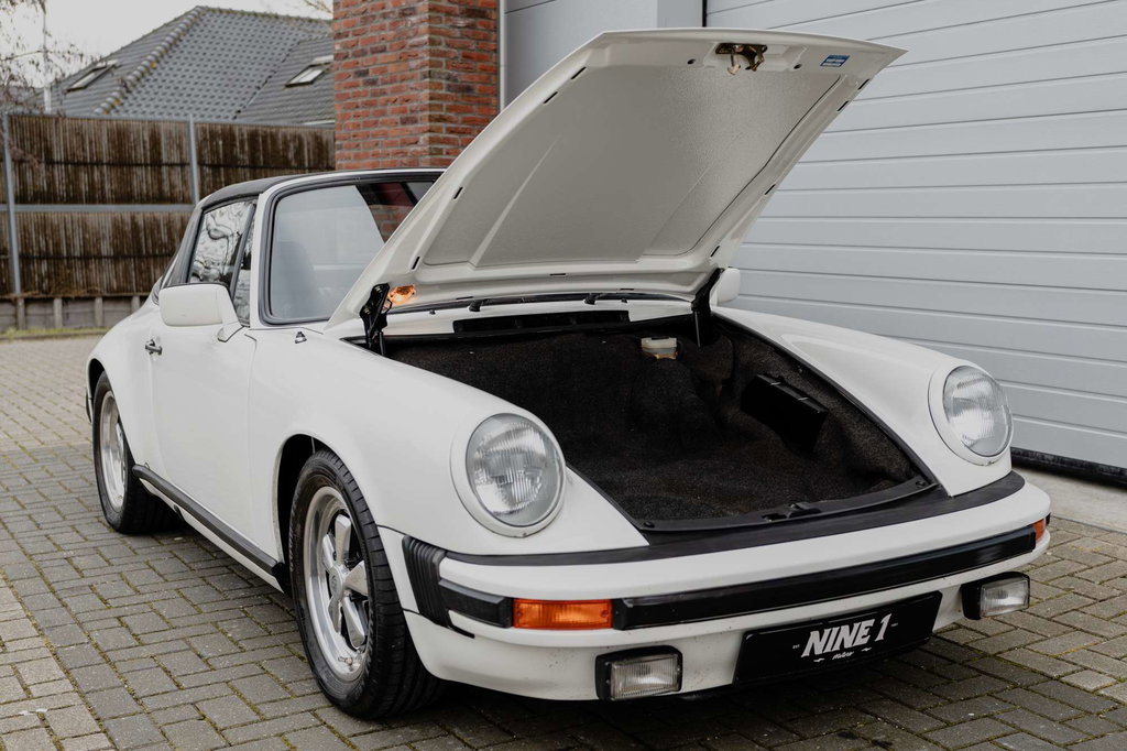 Porsche 911 SC