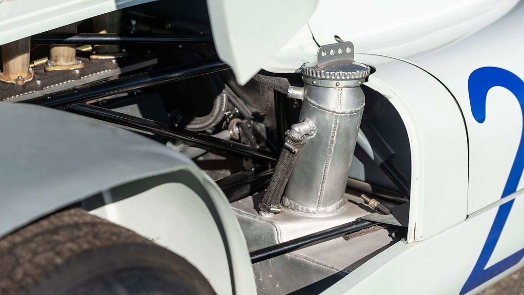 Porsche 907