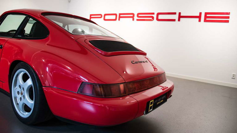 Porsche 964 Carrera 4