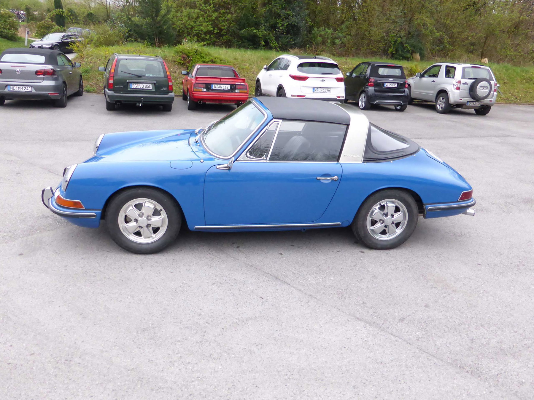 Porsche 911 S (F-Modell) 1967 - elferspot.com - Marketplace for