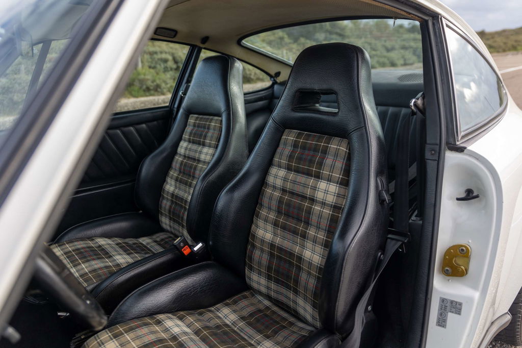 Porsche 911 Carrera 3,0