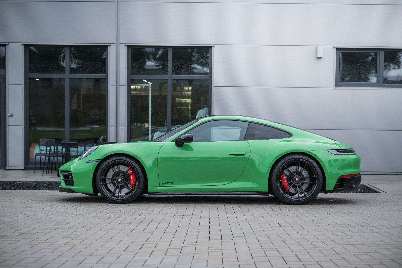 Porsche 992 Carrera GTS
