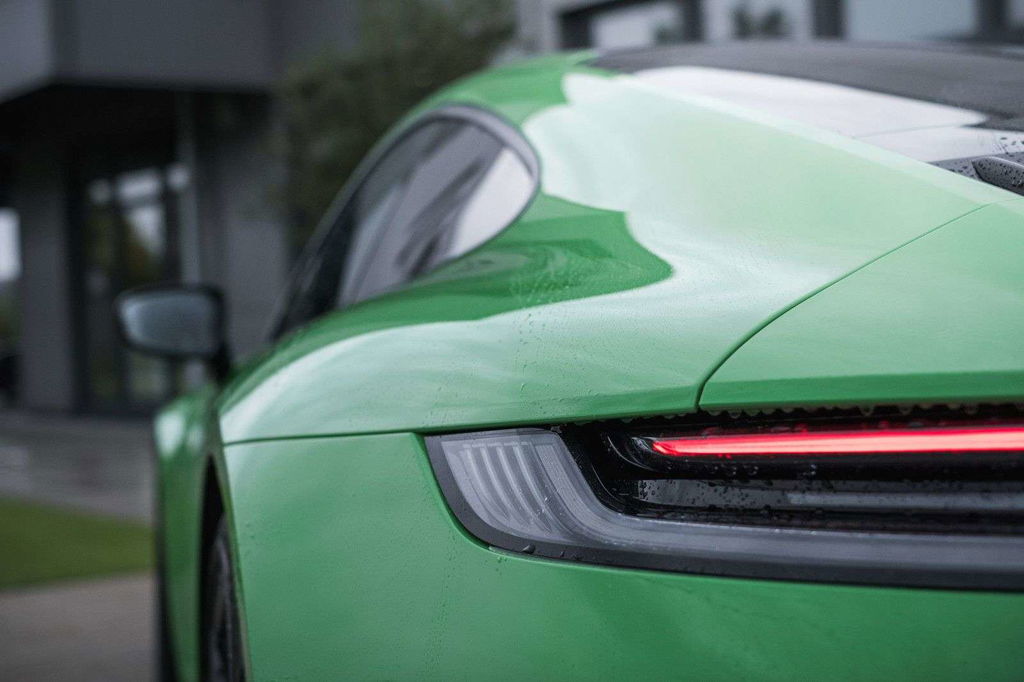 Porsche 992 Carrera GTS