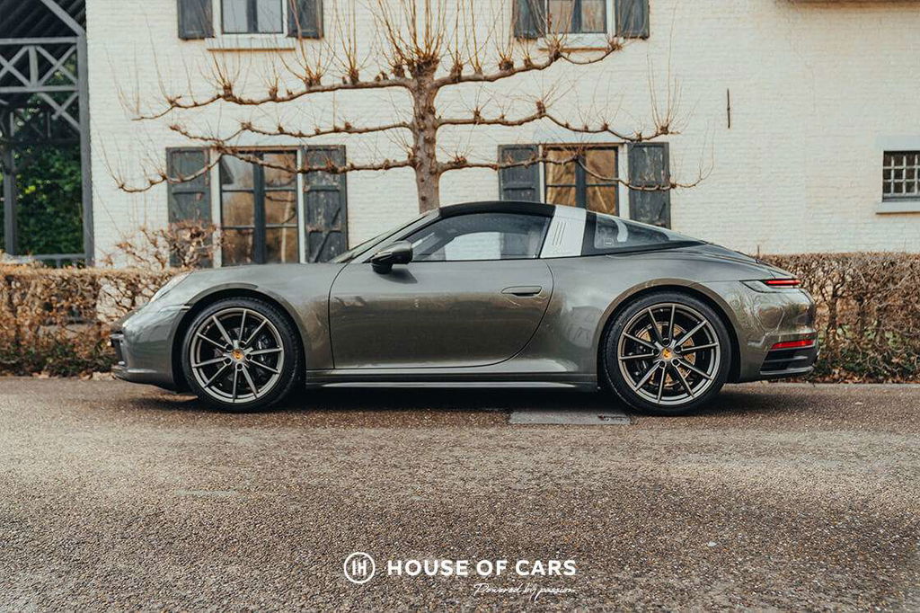 Porsche 992 Targa 4