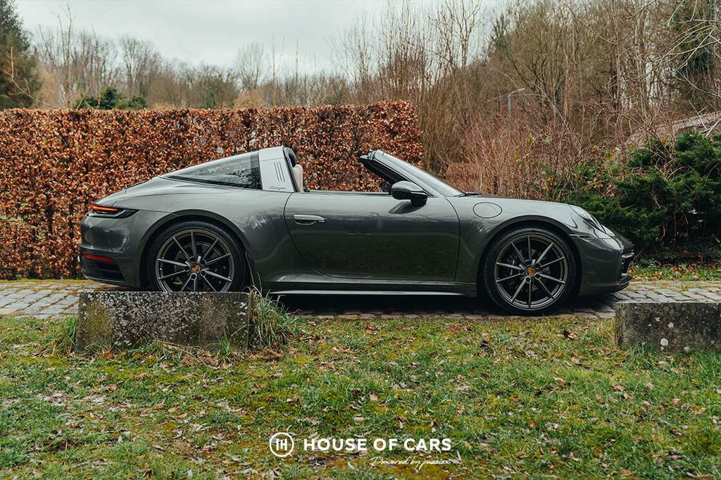 Porsche 992 Targa 4