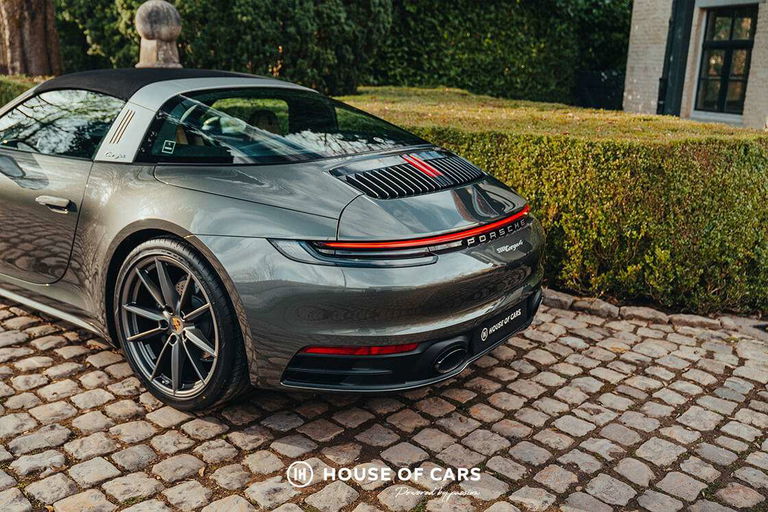 Porsche 992 Targa 4
