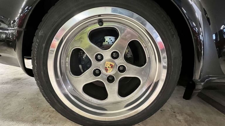 Porsche 911 Turbo 3.3