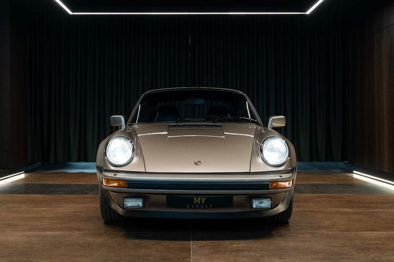 Porsche 911 Turbo 3.3