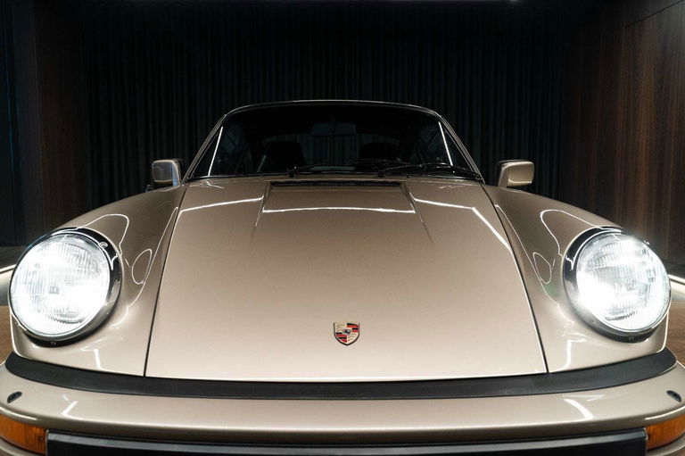 Porsche 911 Turbo 3.3