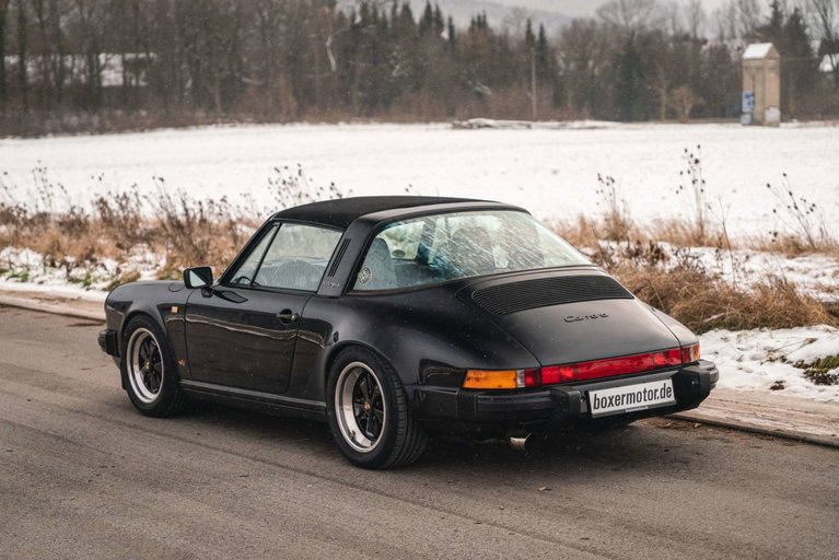 Porsche 911 Carrera 3.2