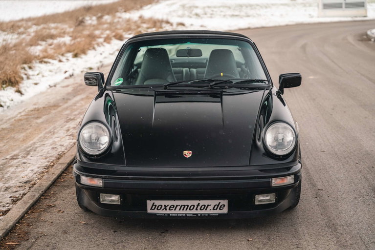 Porsche 911 Carrera 3.2