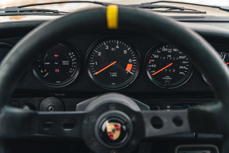 Porsche 911 Carrera 3.2