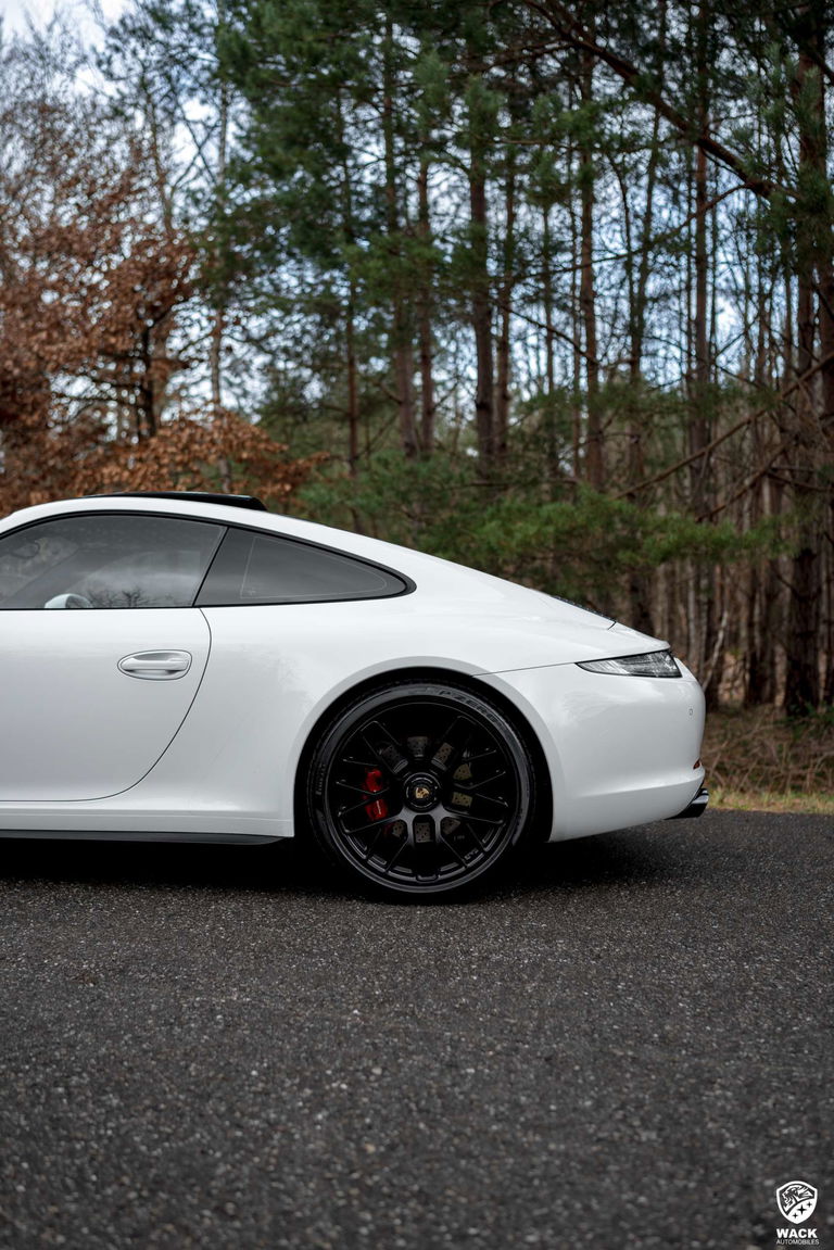 Porsche 991 Carrera GTS