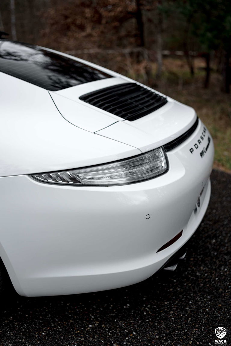 Porsche 991 Carrera GTS