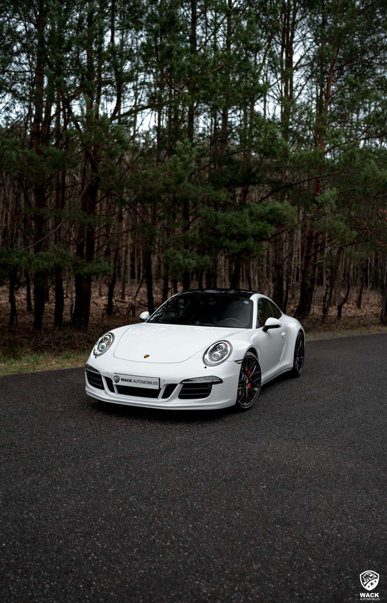 Porsche 991 Carrera GTS