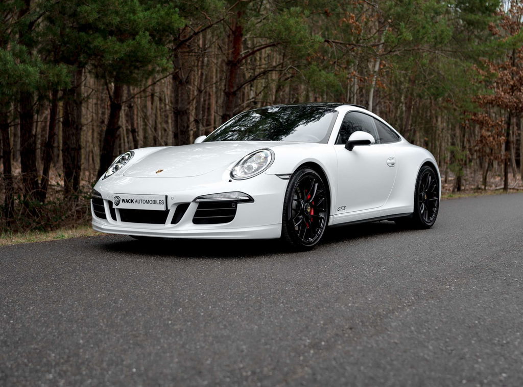 Porsche 991 Carrera GTS