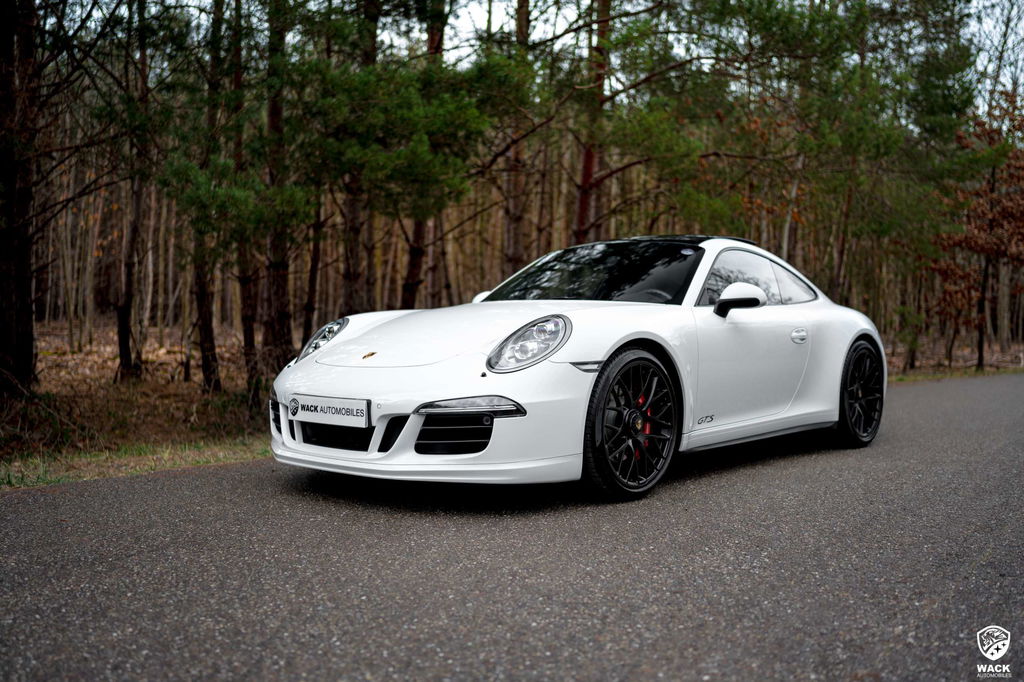 Porsche 991 Carrera GTS