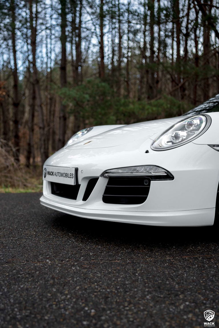 Porsche 991 Carrera GTS