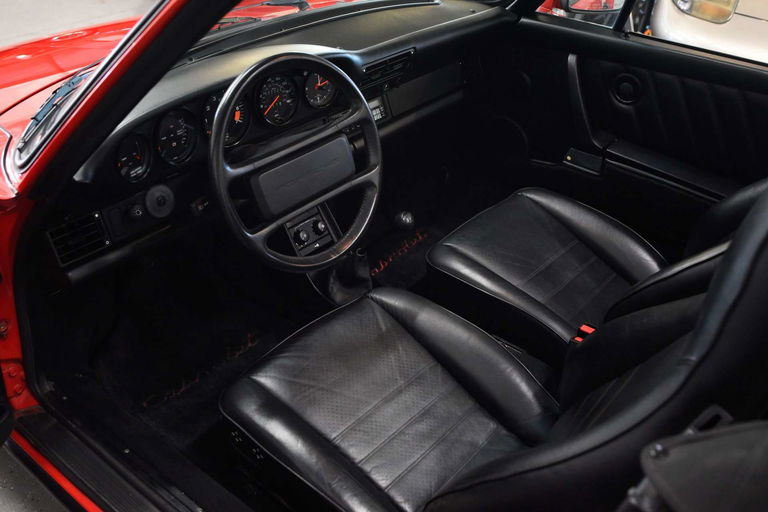 Porsche 911 Carrera 3.2