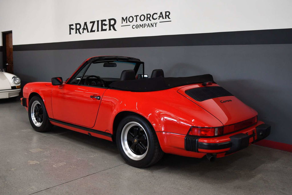 Porsche 911 Carrera 3.2