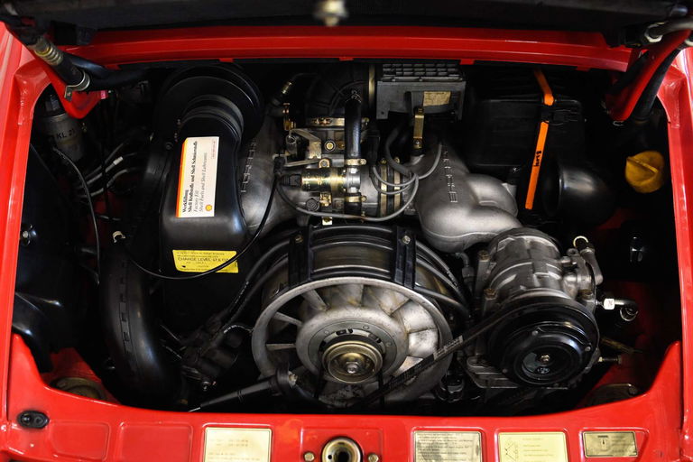 Porsche 911 Carrera 3.2