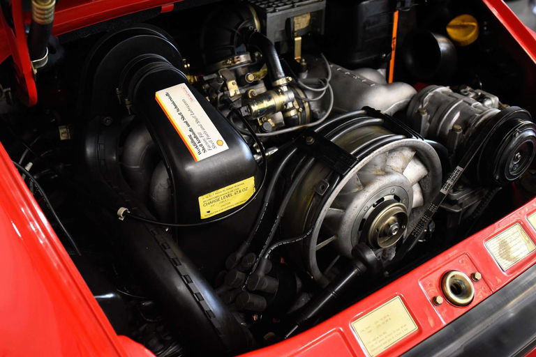 Porsche 911 Carrera 3.2