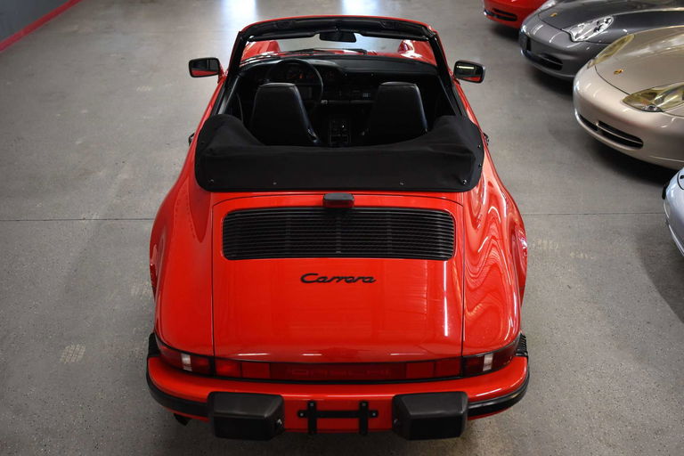 Porsche 911 Carrera 3.2