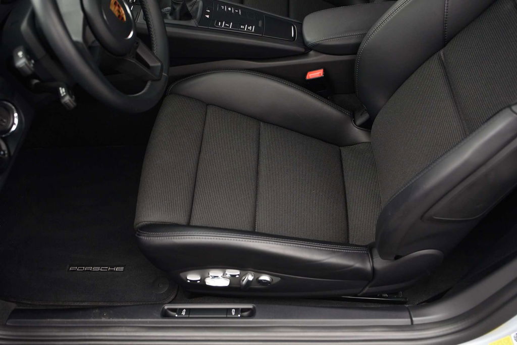 Porsche 991 GT3 Touring