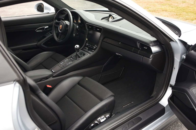 Porsche 991 GT3 Touring