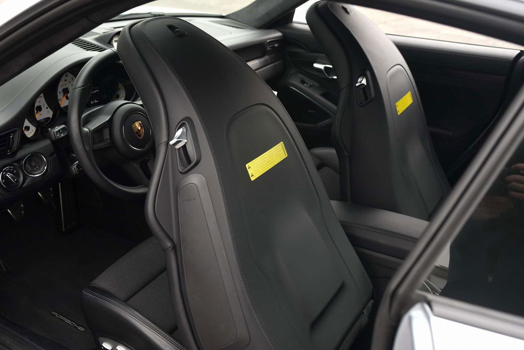 Porsche 991 GT3 Touring