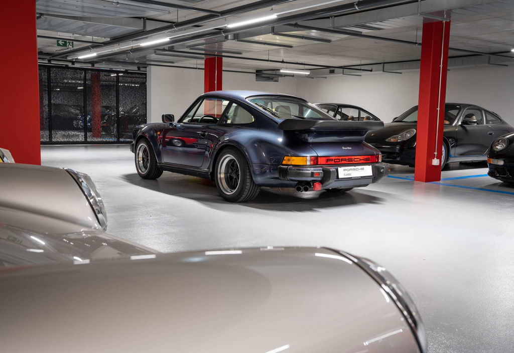 Porsche 911 Turbo 3.3