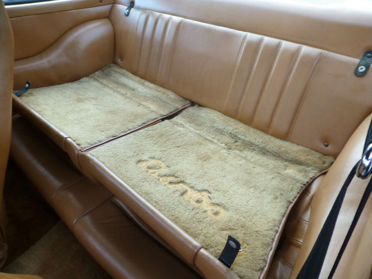 Porsche 911 Turbo 3.3