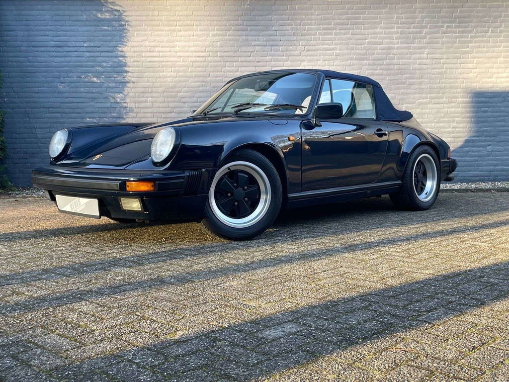 Porsche 911 Carrera 3.2