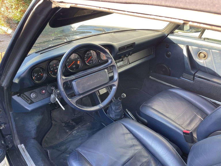 Porsche 911 Carrera 3.2