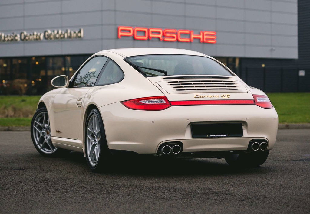 Porsche 997.2 Carrera 4S