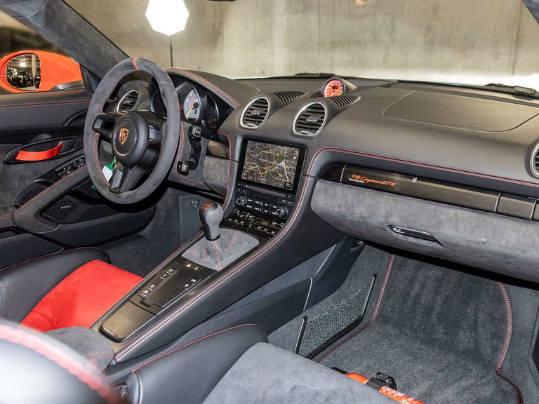 Porsche 718 Cayman GT4 Sports Cup Edition
