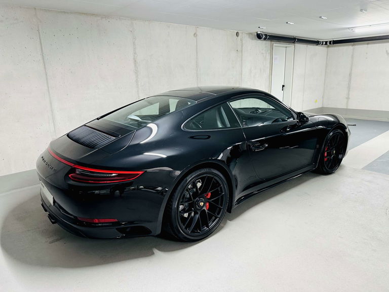 Porsche 991.2 Carrera GTS