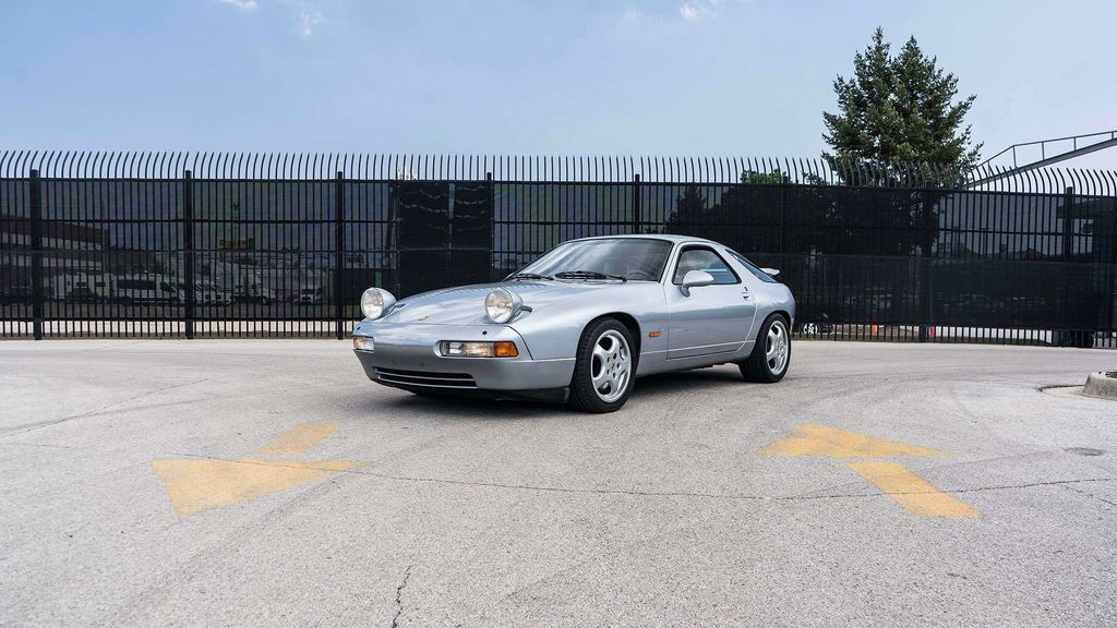 Porsche 928 GTS