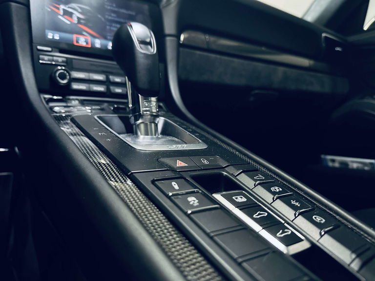 Porsche 991.2 Carrera GTS