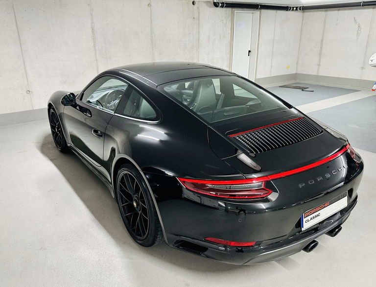 Porsche 991.2 Carrera GTS