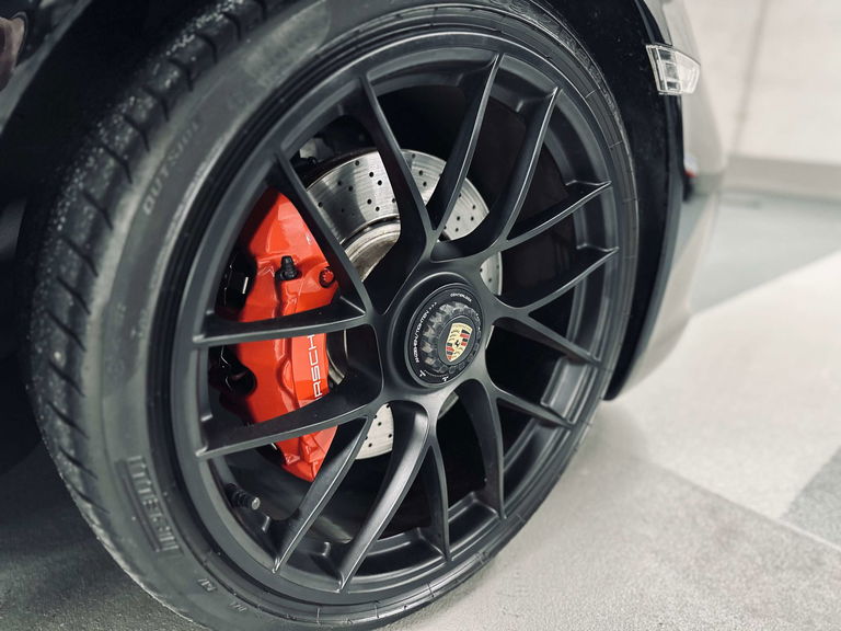 Porsche 991.2 Carrera GTS