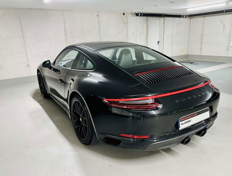 Porsche 991.2 Carrera GTS