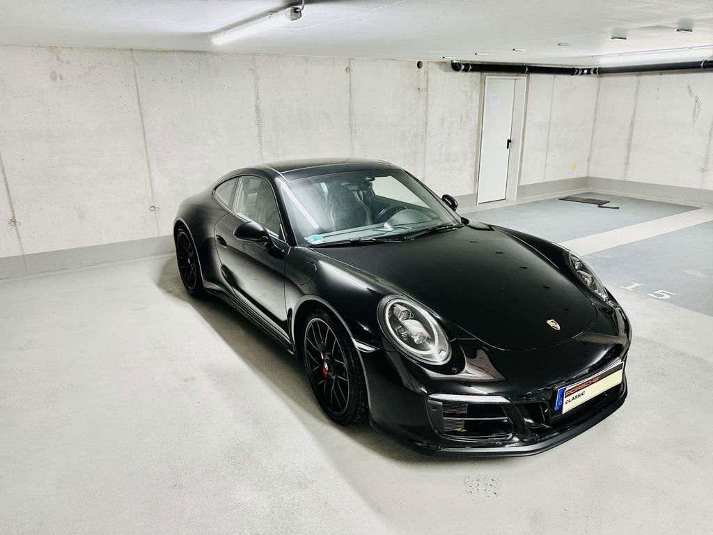 Porsche 991.2 Carrera GTS