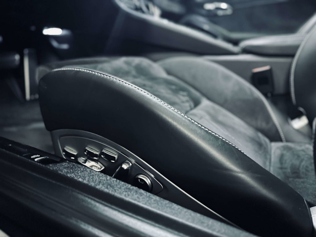 Porsche 991.2 Carrera GTS