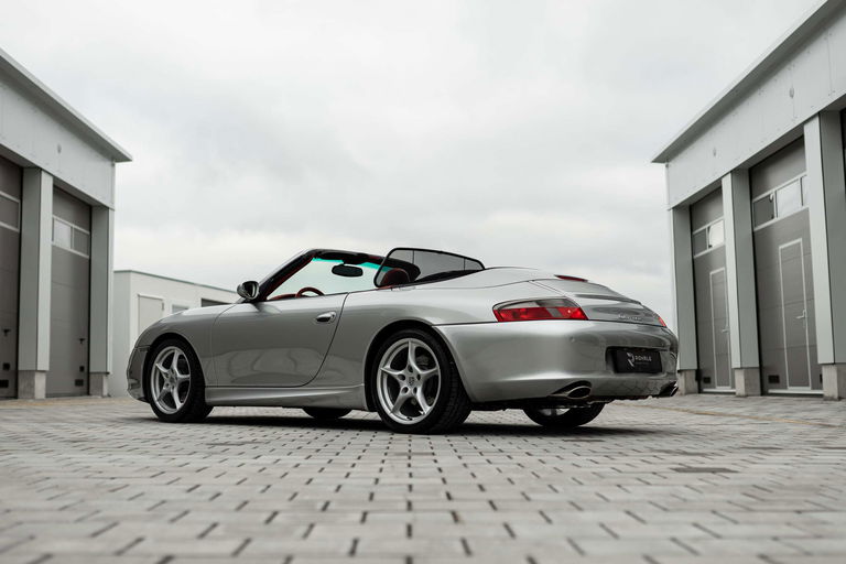 Porsche 996 Carrera